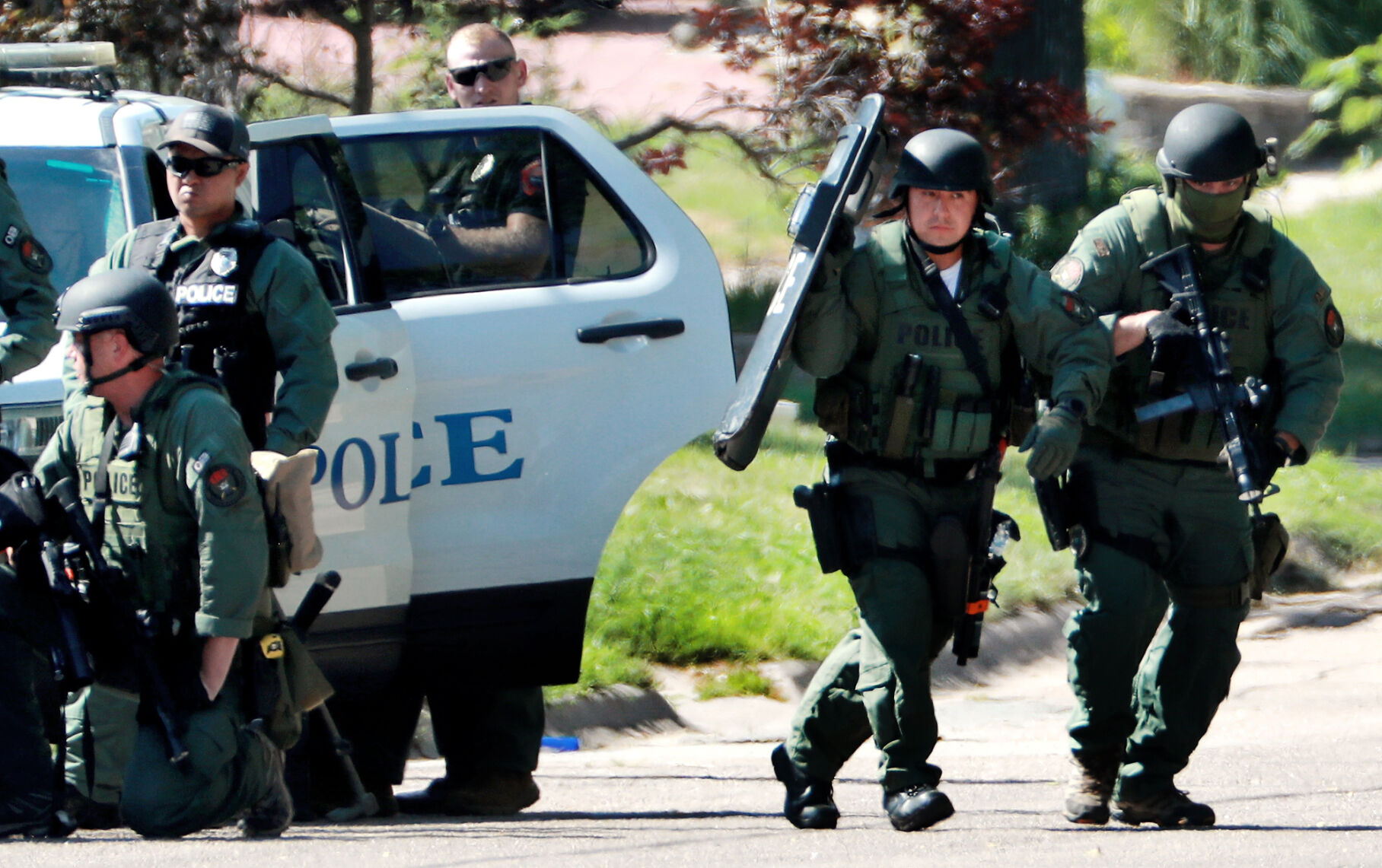 071820_StandOff005_bjs.JPG